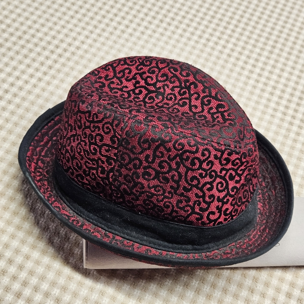 UBi Red Black Brocade Scroll Trilby Fedora Short Brim Trendy Funky Hat